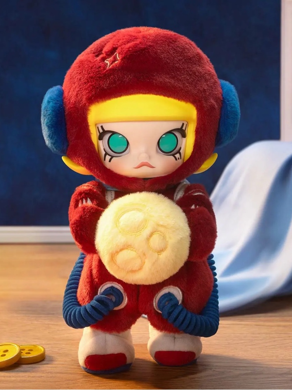 Molly Hello, Moon 1/8 Action Figure - Picture 2 of 11
